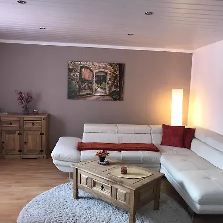 Ferienwohnung Loehr 1 *
