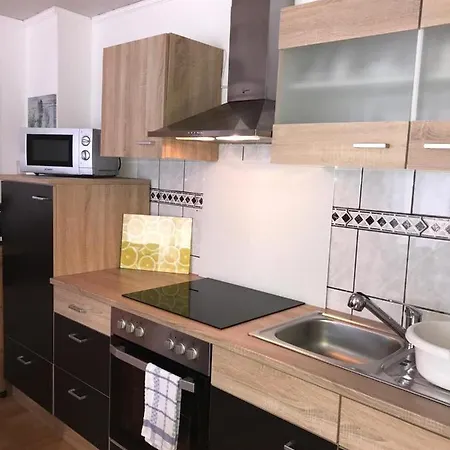 Ferienwohnung Loehr 1 Coblenza